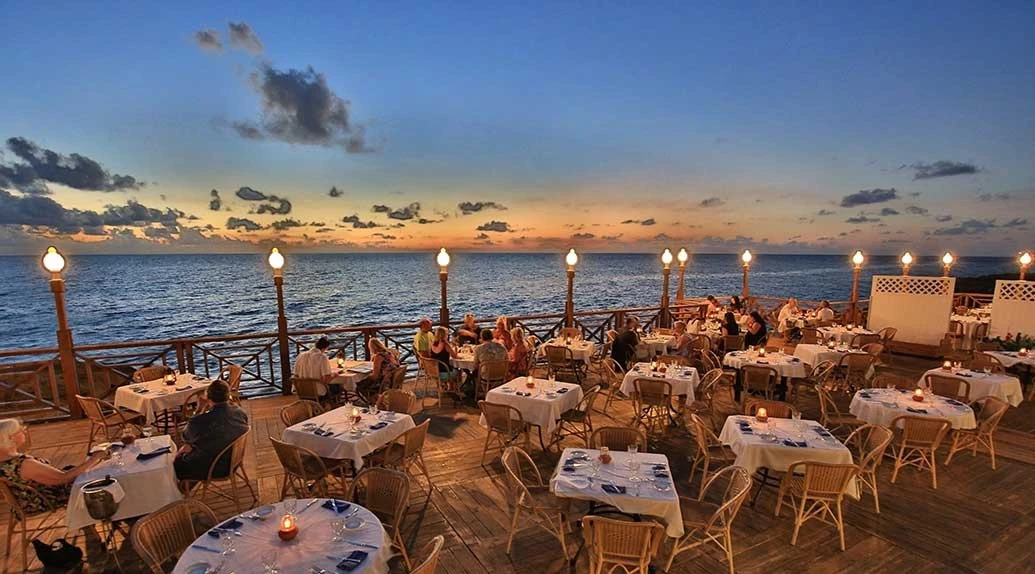 Best 10 Fine Dining Restaurants in the Cayman Islands