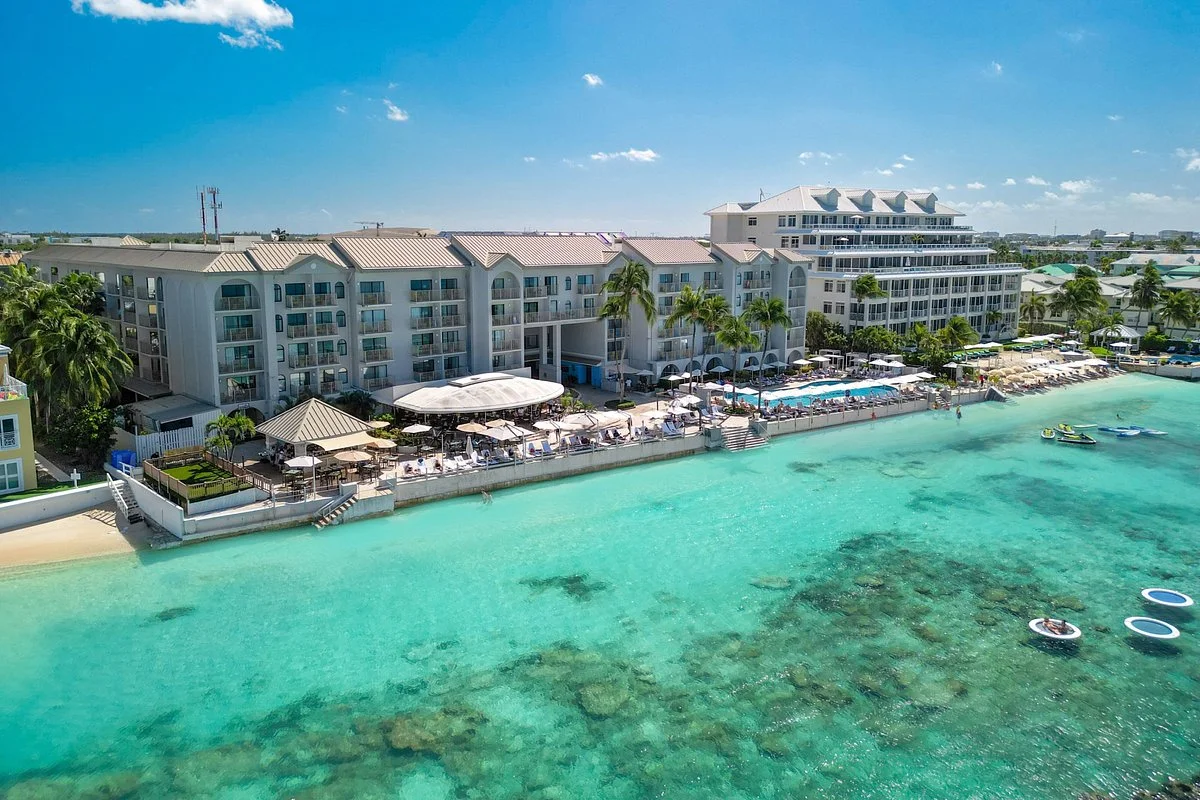 Best 3 star hotel in cayman islands