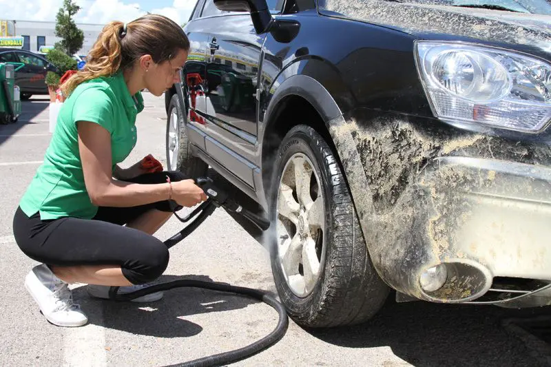 Best Car Washing Shop in the Grand Cayman Islands